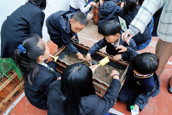 地球日活动,南通民办惠立幼儿园
